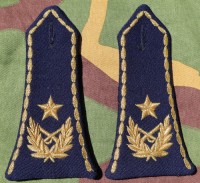 yugsb17s.jpg (49136 bytes)