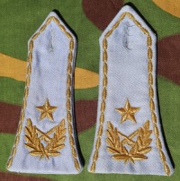yugsb8s.jpg (49136 bytes)